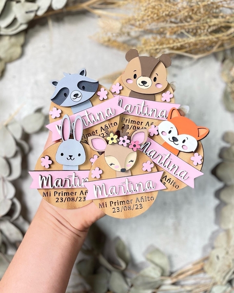 Souvenirs Bosque Bebé con ciervo (imanes o llaveros) (PRECIO POR UNIDAD) - comprar online