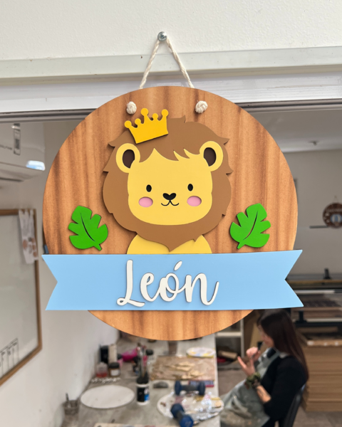 Cartel León corona rey - comprar online
