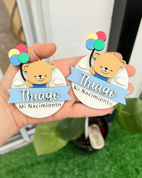 Imán o llavero Oso volando con globos - comprar online