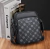 BOLSA DE OMBRO WILLIAM POLO MODELO URBAN SLEEK