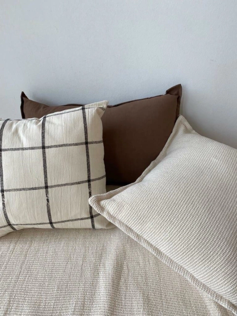 ALMOHADON 60*60 TEJIDO NIDO