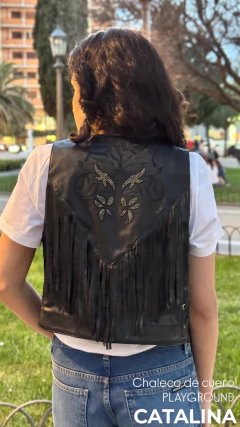 CHALECO DE CUERO PLAYGROUND - El Almacén de Adriana Kuntz