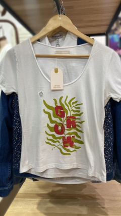 REMERA ESME GROW - comprar online
