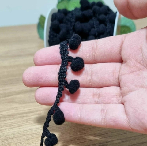 Fita Pompom - 2 metros - Preto