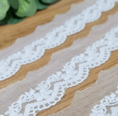 Renda de Tule Laços - 2 metros na internet