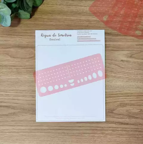 Régua de Simetria Flexível