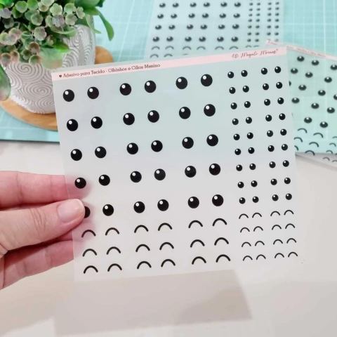 Adesivo para Tecido - Olhinhos e Cílios Menino