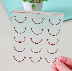 Adesivo para Tecido - Sorrisos - Marrom - Ateliê Magali Moraes - Materiais para Bonecas e Artesanato