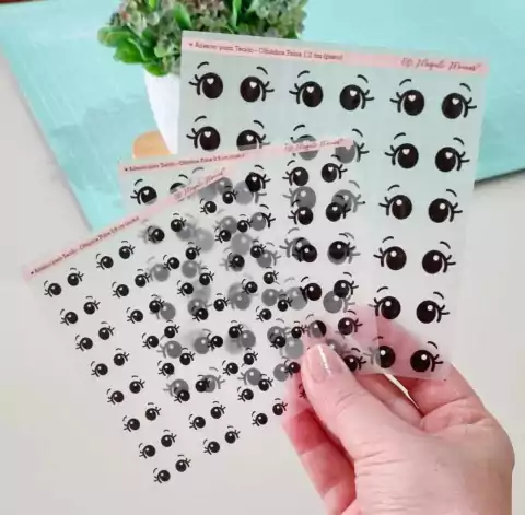 Adesivo para Tecido - Olhinhos Fofos