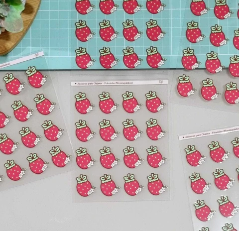 Adesivos para Objetos - Fofurinha (Moranguinhos)