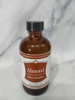 EMULSIÓN ALMOND (ALMENDRA)