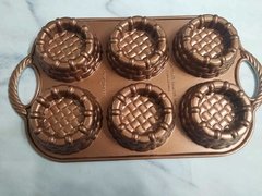 MOLDE SHROTCAKE BASKETS BUNDT