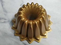 MOLDE LOTUS BUNDT