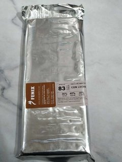 COBERTURA FENIX 83 CON LECHE
