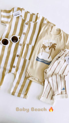 Enterito monito Baby Lino beach en internet