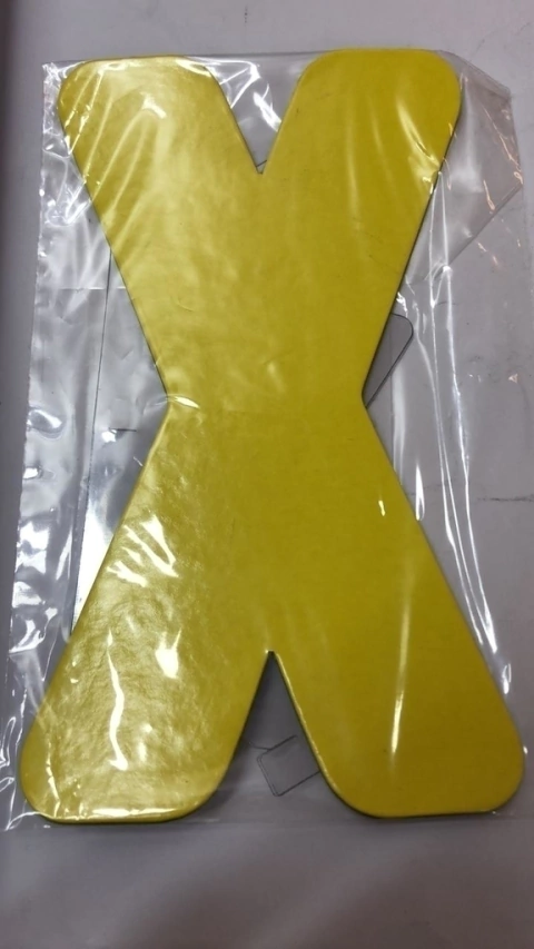 Letra X amarela kaixote