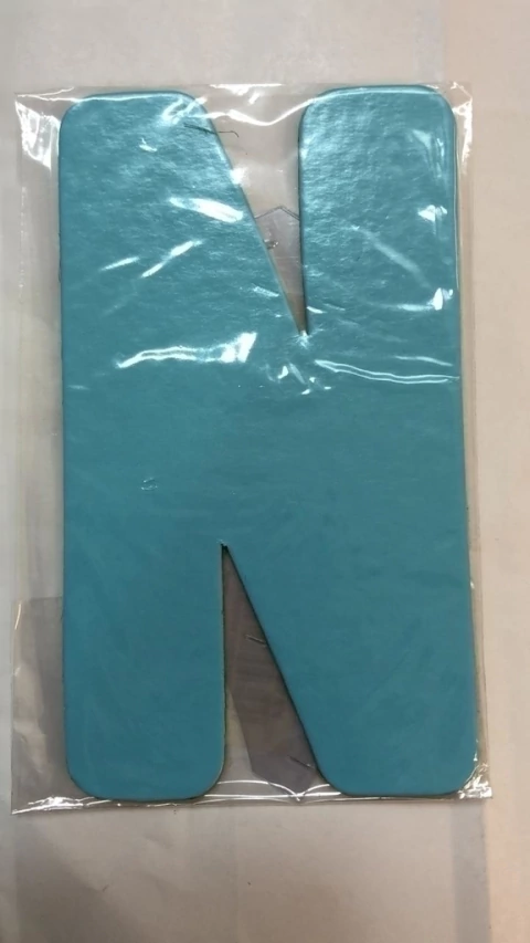 Letra N azul claro kaixote