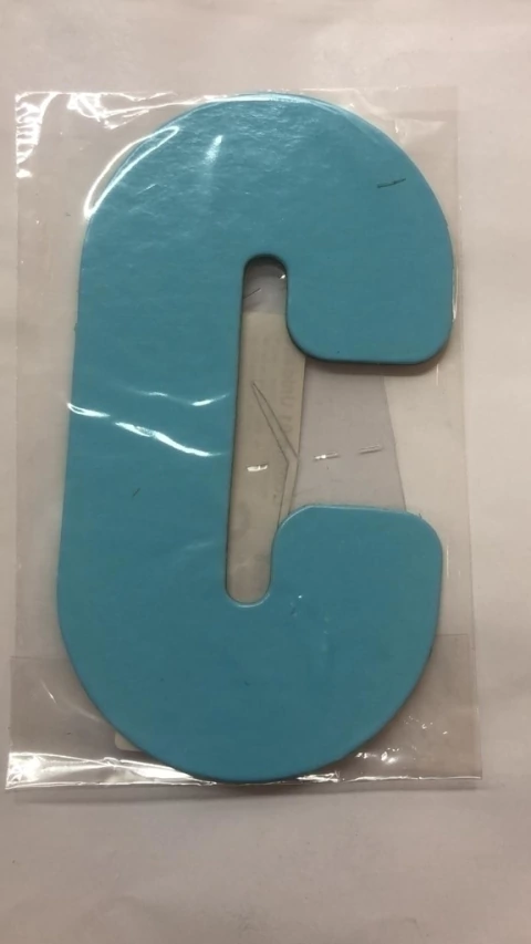 Letra C azul claro Kaixote