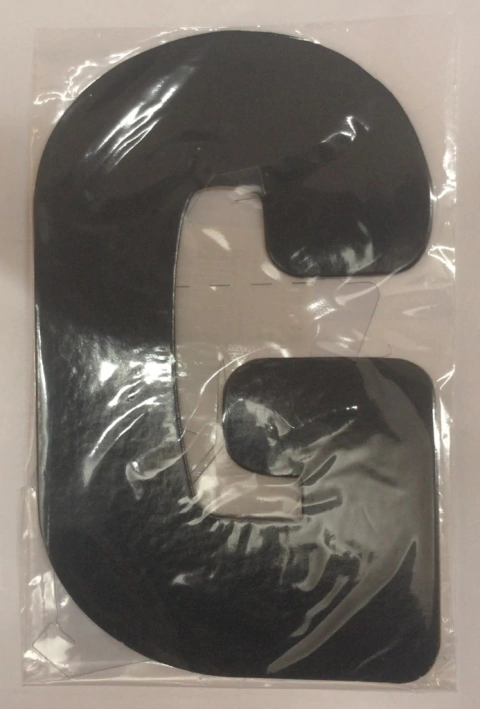 Letra G Preto Kaixote