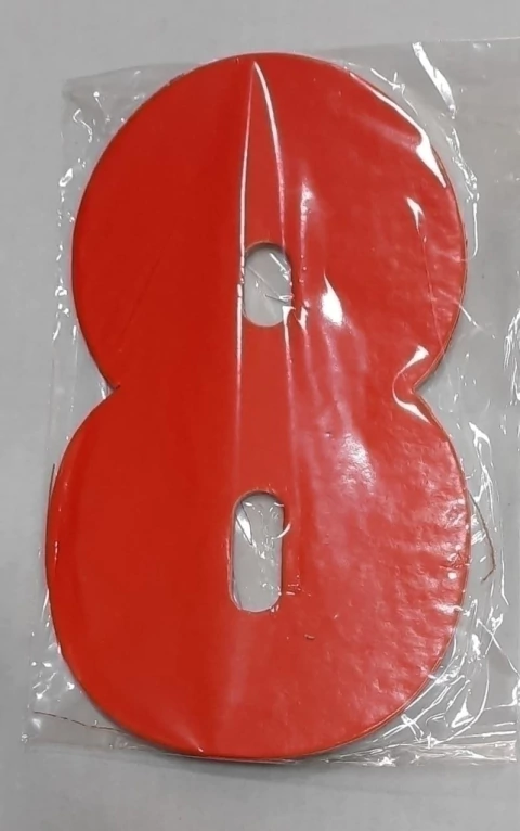 Número 8 Vermelho Kaixote