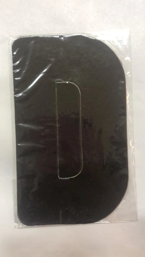 Letra D preto Kaixote