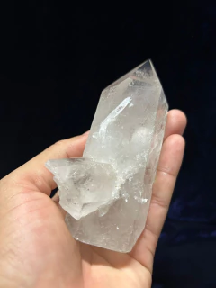 Ponta de Quartzo Transparente Natural - 332g - Sementes das Estrelas