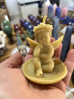 Vela decorativa Cera de Abelha - Anjo - Sementes das Estrelas