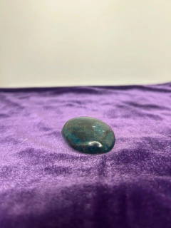 Pedra Rolada de Apatita - G - Sementes das Estrelas