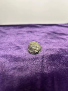 Pedras Roladas de Pirita - M - Sementes das Estrelas