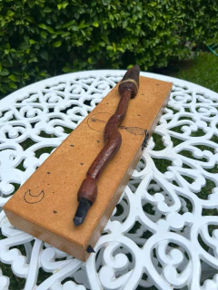 Varinha BrOoM com caixa - Sementes das Estrelas