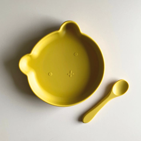Plato Bear con cuchara de silicona mostaza