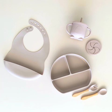 Set de alimentación rosa nude