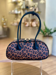 Bolsa Ângela na internet