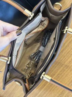 Imagem do Bolsa Laura