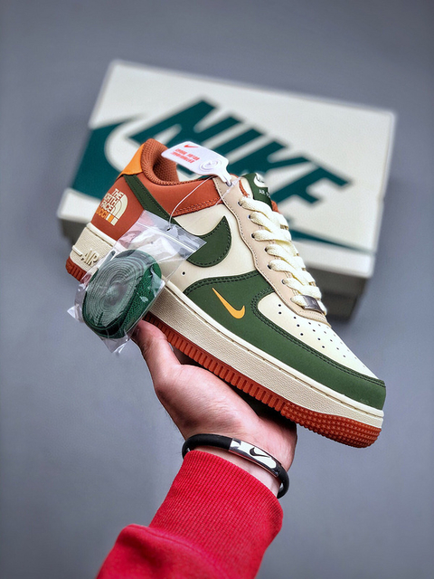 Nike Air Force 1 LOW - Green The North BS9055