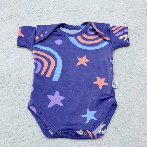 Body manga corta arcoiris (ÚLTIMO 6-9/9-12/18-24M)