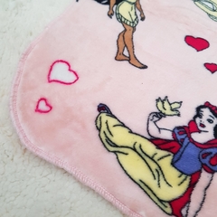 Manta polar soft personajes - comprar online