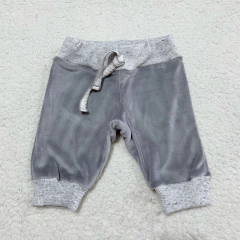 Babucha plush gris (ÚLTIMA 12 MESES)