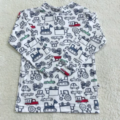 Media polera lisa con puños autitos (12 MESES)