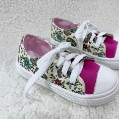 Zapatilla con cordones (ÚLTIMAS N°23-31) - comprar online