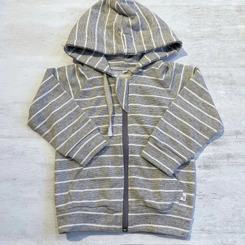 Campera de algodón liviano (ÚLTIMA 12M)