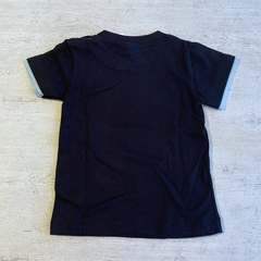 Remera manga corta (ÚLTIMA 12 MESES) en internet