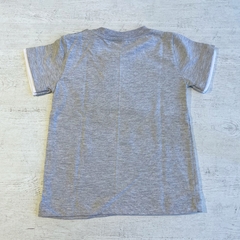 Remera manga corta (ÚLTIMA 12 MESES) en internet