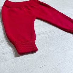 Pantalón tejido rojo en internet