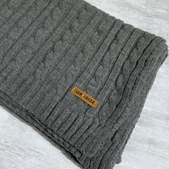 Manta tejida con ochos gris oscuro - Saque Buraque