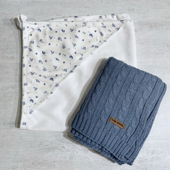 Ajuar 8 piezas barquitos celestes - tienda online