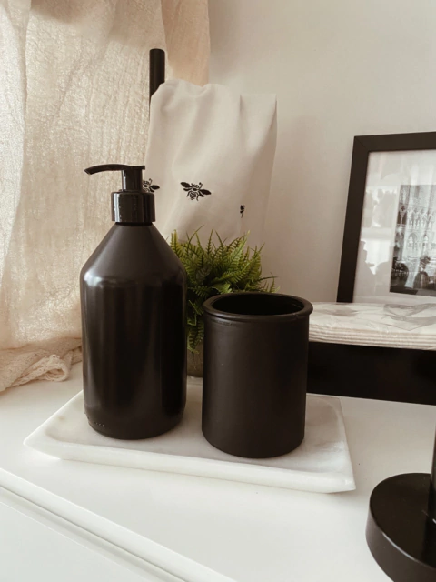 Set Dispenser y Vaso Black