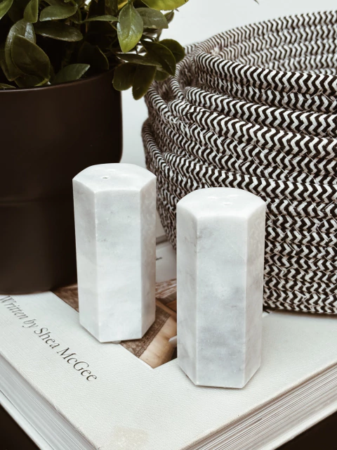 Salero Marble - Vassa - comprar online