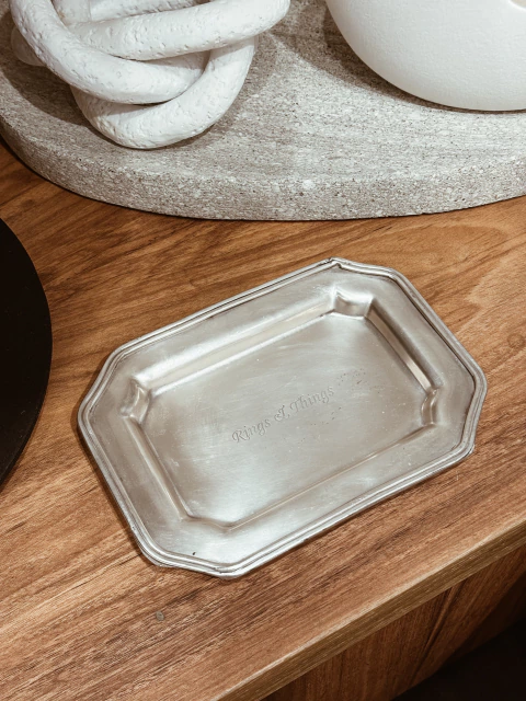 Despojadero Peltre - Claudia Adorno - comprar online