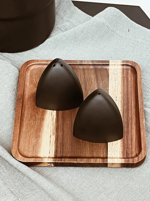 Set salero y pimentero Inox piramide - comprar online